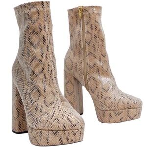 ASOS Blake Platform Ankle Sock Boots in Tan Snake Size- UK 6/ US 8